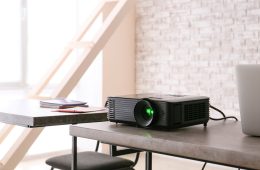 Comment fixer et placer son vidéoprojecteur ? | Vidéoprojecteur Center